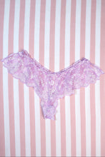 Load image into Gallery viewer, Vintage 2000s Victoria’s Secret Lavender Lace Bikini Underwear