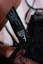 Load image into Gallery viewer, Vintage 2000s Victoria’s Secret Sheer Black Lace Babydoll Camisole Top
