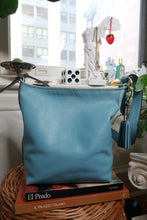 Load image into Gallery viewer, Vintage Coach 19889 Blue Leather Legacy Tassel Bag