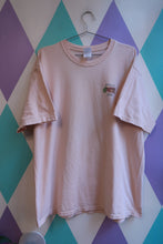 Load image into Gallery viewer, Vintage 2000s Winter Park Sidewalk Art Festival Graphic T-Shirt WPSAF 2006 Pink Tee