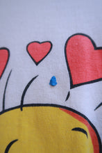 Load image into Gallery viewer, Vintage 2000s Tweety Bird Hearts Graphic T-Shirt White Looney Tunes Tee