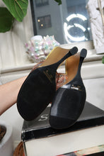 Load image into Gallery viewer, Deadstock Vintage 2000s Metallic Mesh Wedge Mules