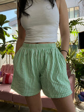 Load image into Gallery viewer, Jones New York Green Gingham Shorts
