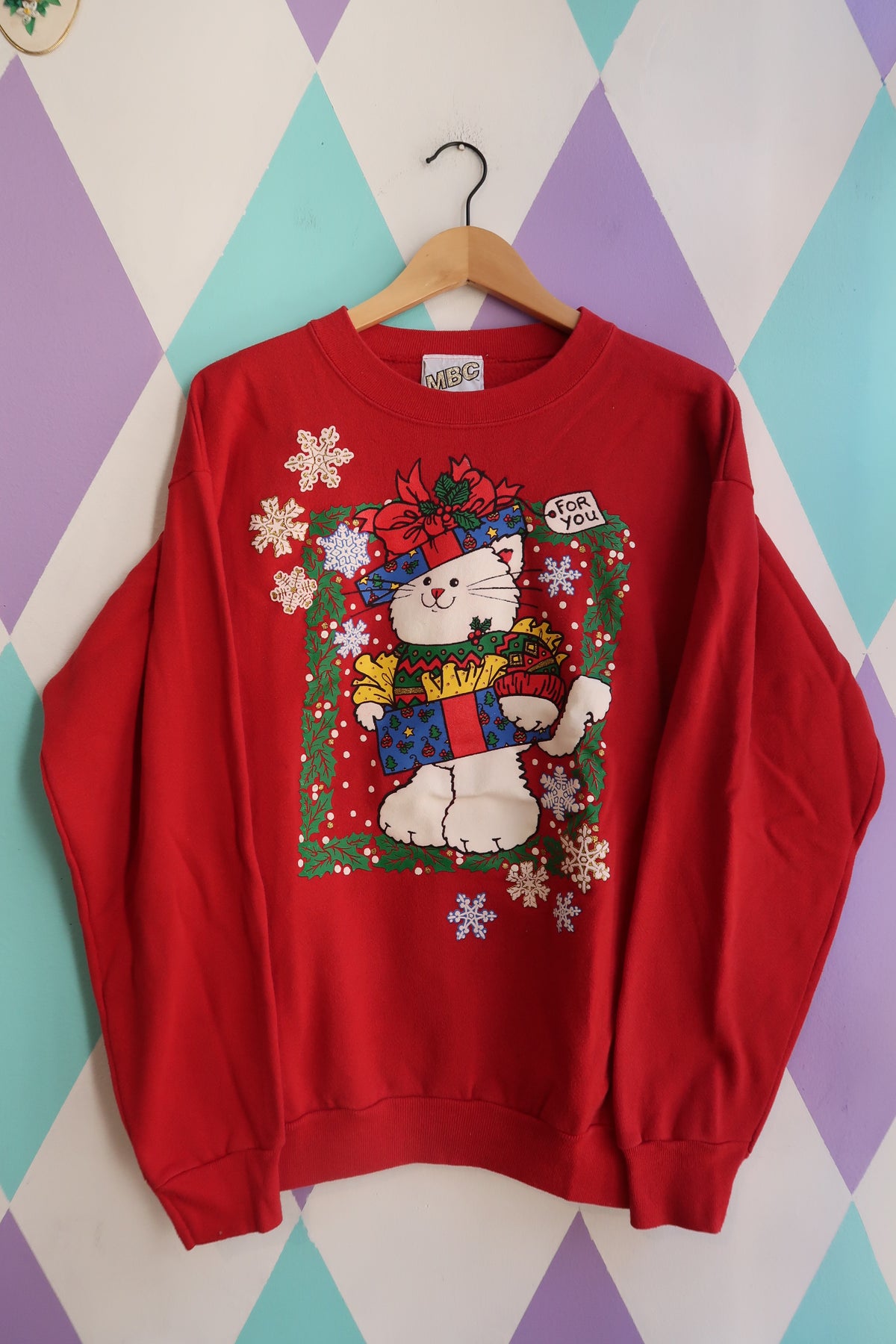 Vintage 90s Christmas Cat Sweatshirt – Red Graphic “For You” Gift Box Print