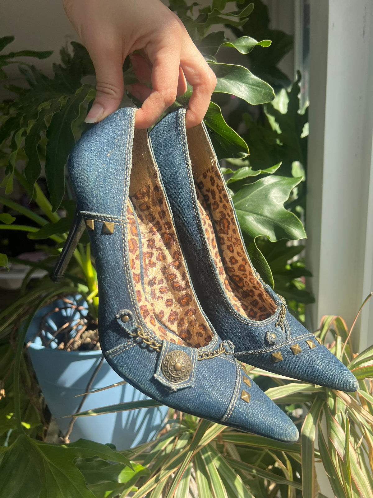 2000s Vintage Denim Pointed Toe Heels - Elektra Vintage
