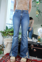 Load image into Gallery viewer, Floral Embroidered Flare Jeans
