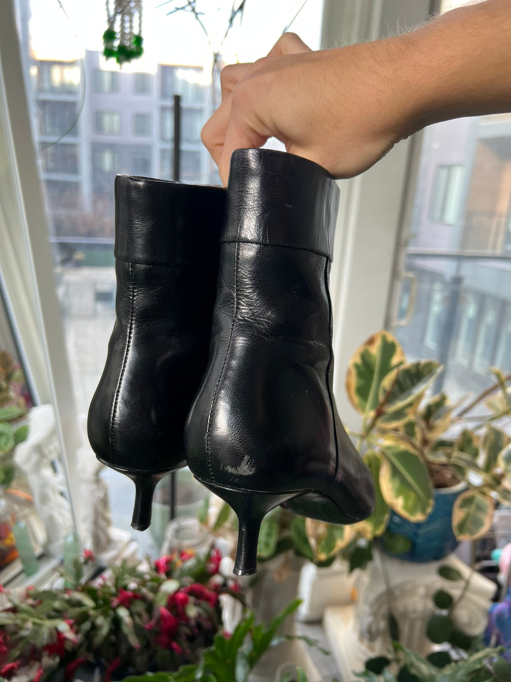 Elektra Vintage black leather pointed toe boots with sleek design and classic style, perfect for vintage-inspired fashion.