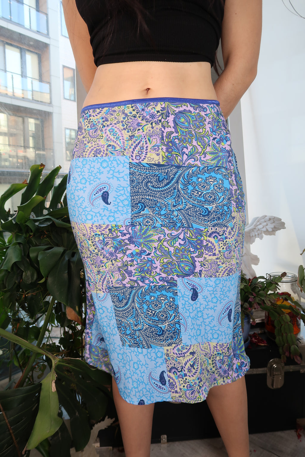Vintage 2000s Blue Paisley Pattern Midi Skirt