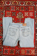 Vintage Levi’s 505 Regular Fit Straight Leg Jeans Made in USA