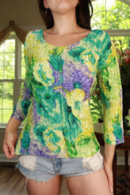 Load image into Gallery viewer, Elektra Vintage women's vintage crinkle crepe floral textured top with long sleeves and relaxed fit, displayed on a hanger.
