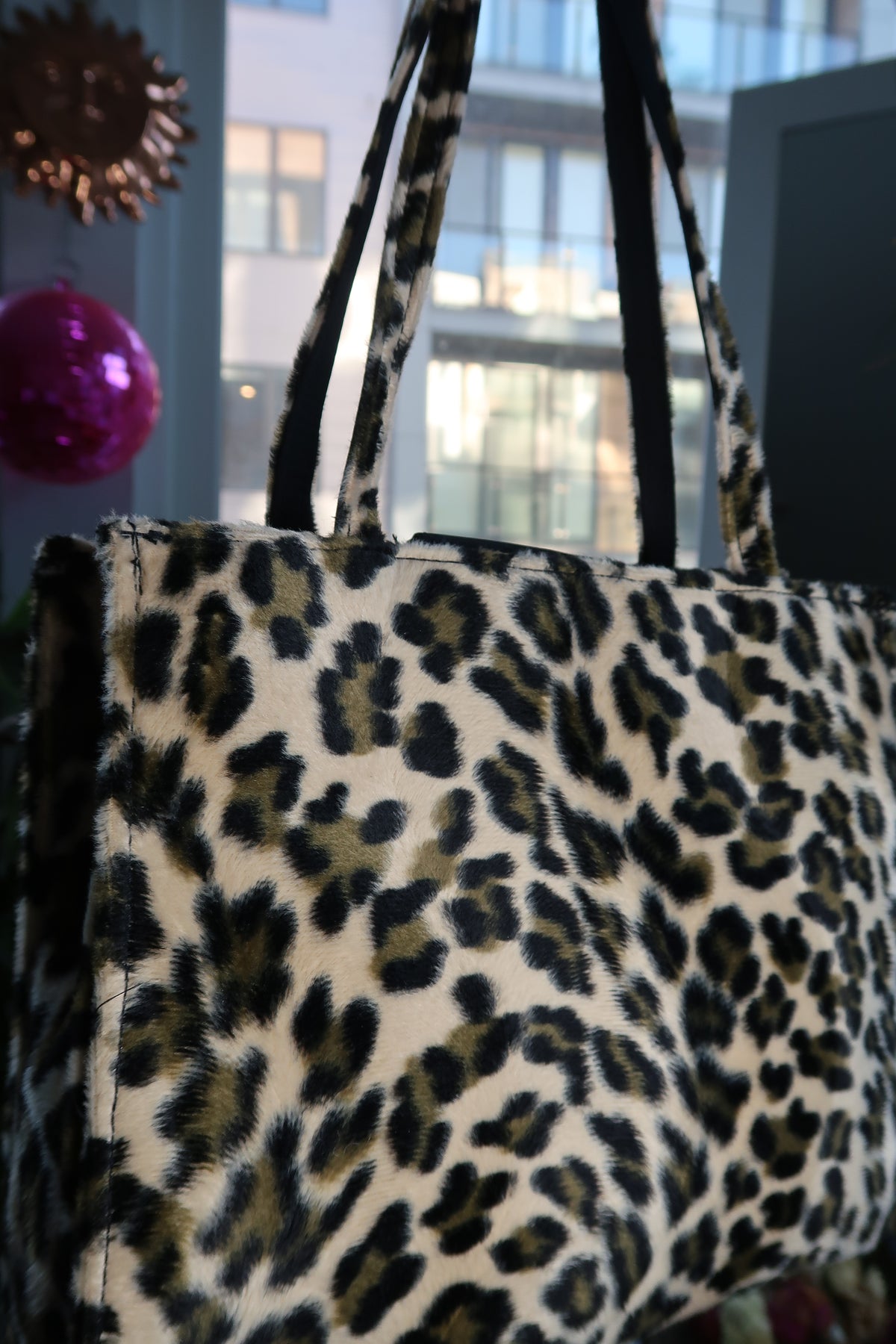 Vintage 2000s Cheetah Print Faux Fur Purse