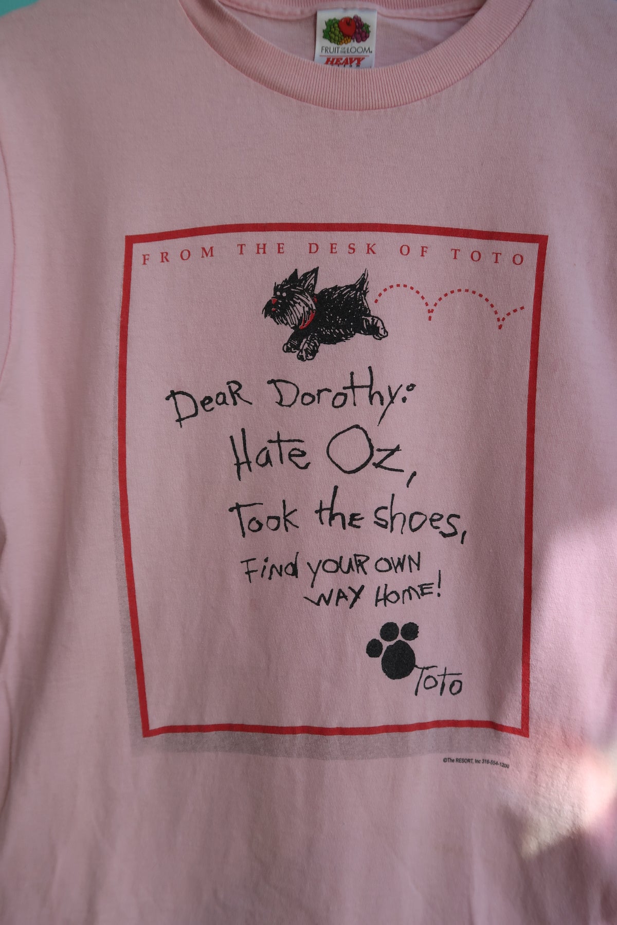 Letter from Toto the dog of Wizard of Oz saying "Dear Dorothy: Hate Oz, took the shoes, find your own way home!" 