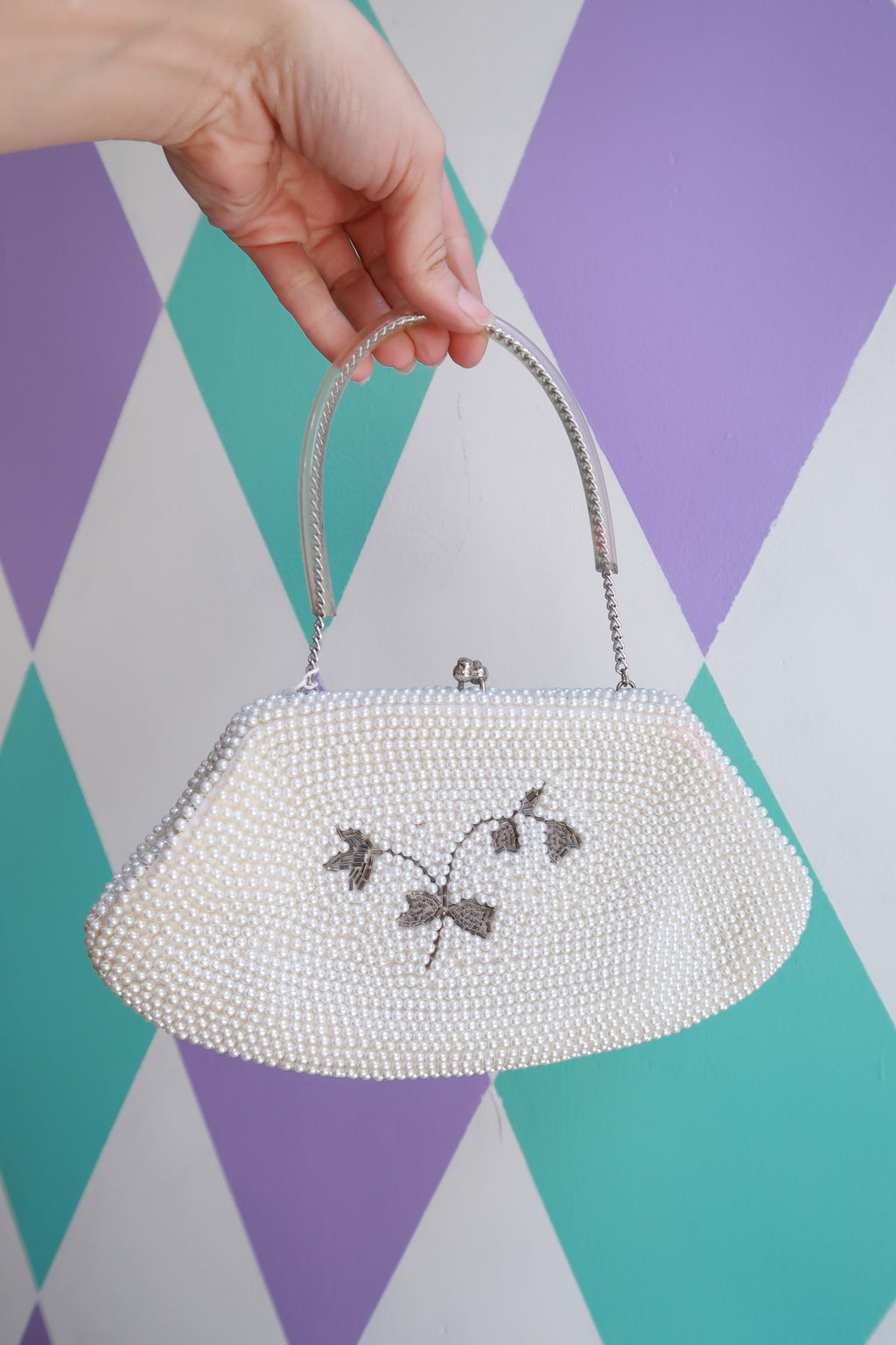 Elektra Vintage vintage beaded pearl handbag with silver floral embellishments, top handle, perfect for bridal or evening occasions.