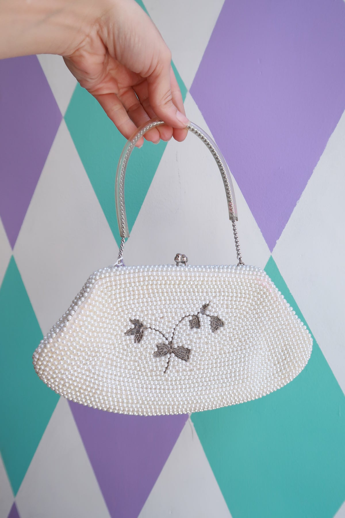 Elektra Vintage vintage beaded pearl handbag with silver floral embellishments, top handle, perfect for bridal or evening occasions.