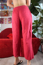 Load image into Gallery viewer, Red Linen Drawstring Wide Leg Capris
