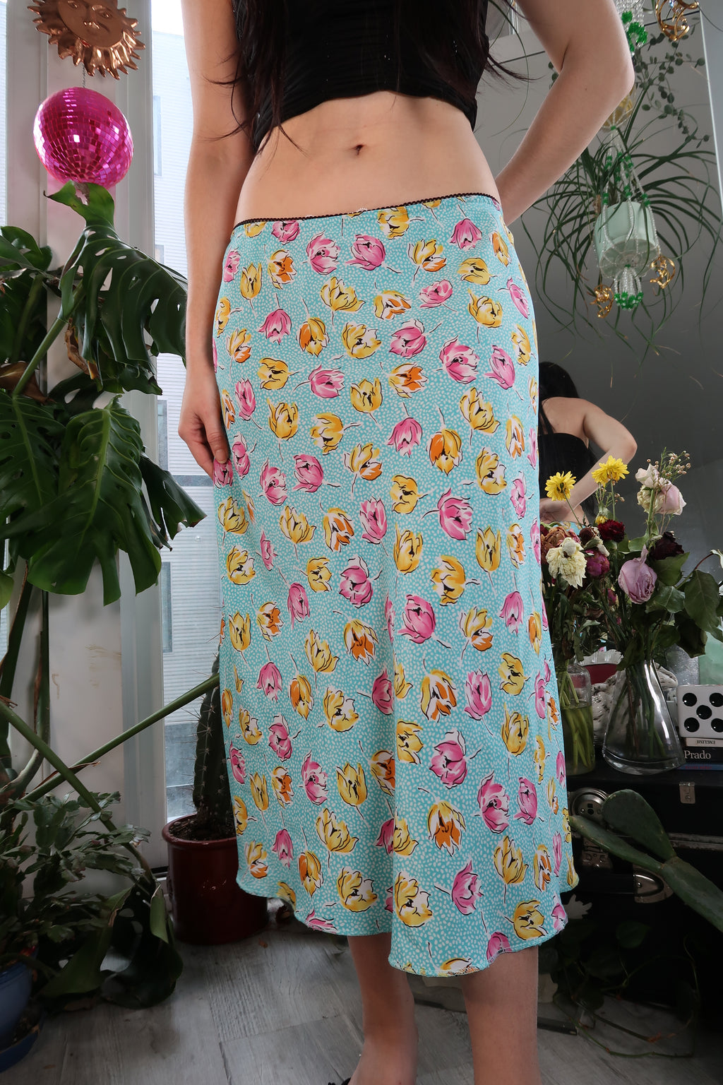 Vintage 2000s Pink and Yellow Roses Midi Skirt - Elektra Vintage
