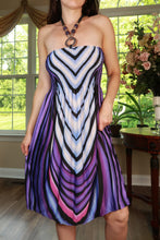 Load image into Gallery viewer, Vintage Y2K purple abstract strapless smocked midi dress by Elektra Vintage, featuring a fitted bodice and flowing skirt.
