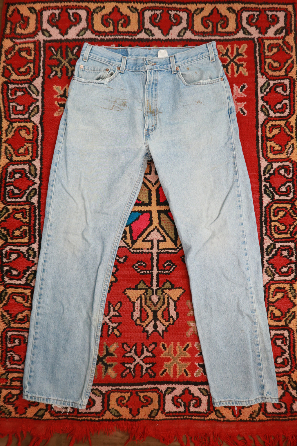 Vintage Levi’s 505 Regular Fit Straight Leg Jeans Made in USA
