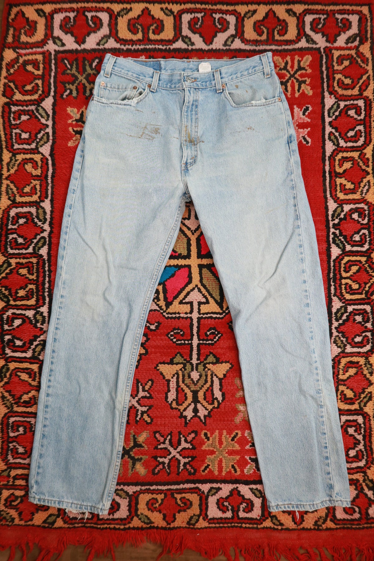 Vintage Levi’s 505 Regular Fit Straight Leg Jeans Made in USA