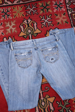 Load image into Gallery viewer, Y2K Abercrombie &amp; Fitch Distressed Low Rise Jeans

