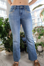 Load image into Gallery viewer, Vintage Y2K Bedazzled Sequins Jeans
