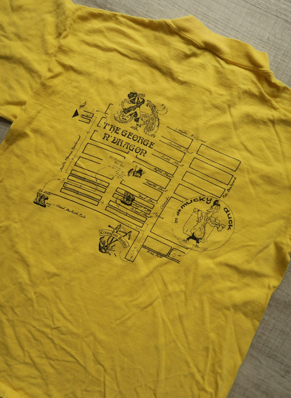 1981 Vintage Santa Monica Pub Crawl Graphic Tee - Elektra Vintage