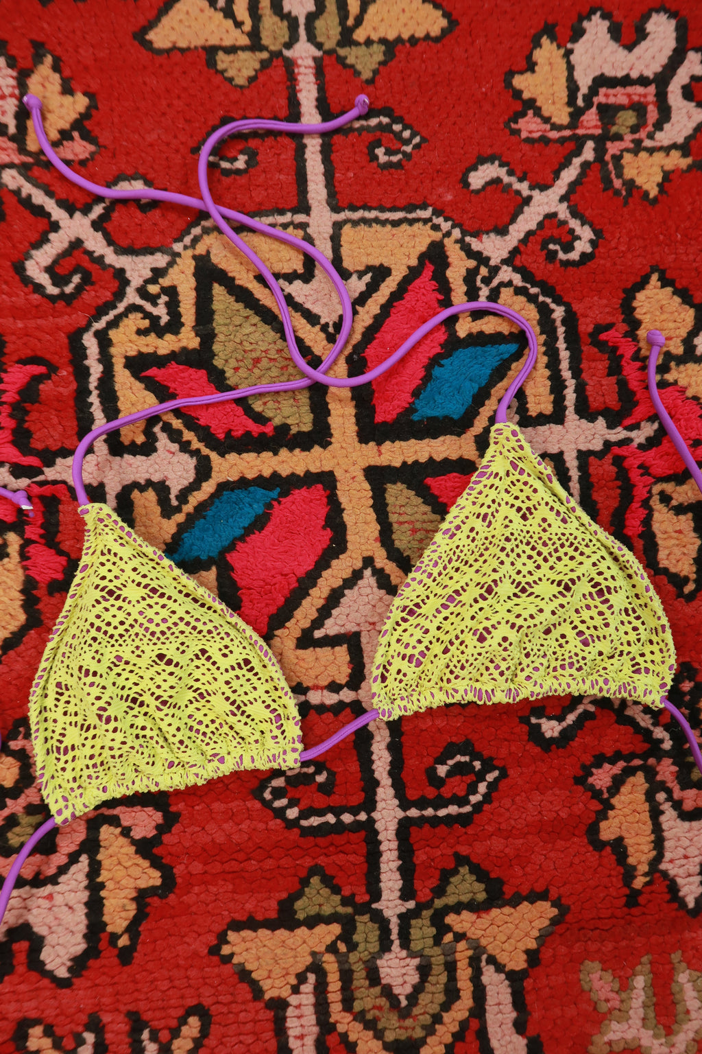 Elektra Vintage Y2K Aeropostale Neon Yellow Lace Overlay triangle bikini top for women with bright color and lace detail.