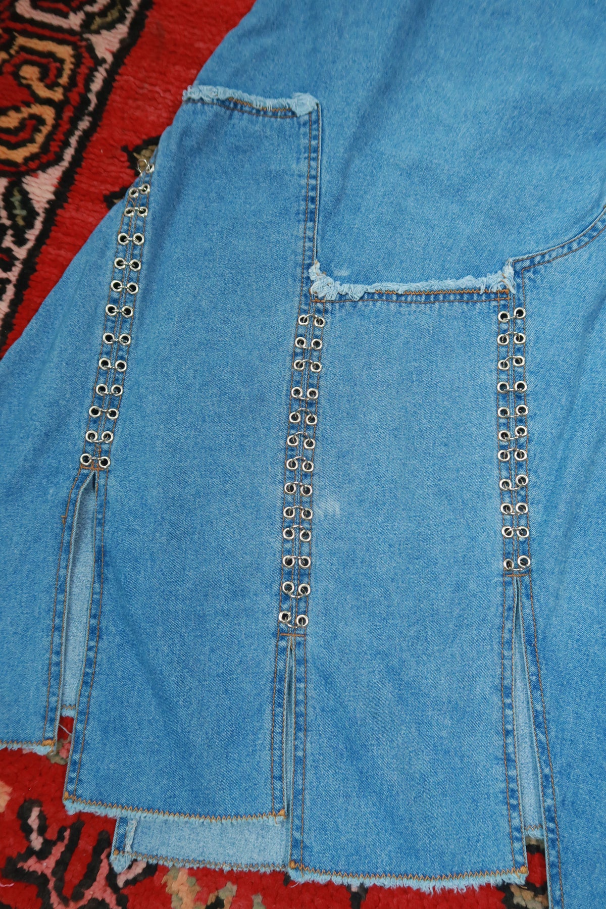 Vintage 2000s Plus Size Denim Midi Skirt Silver Grommet Chain Link Panel Jean Skirt
