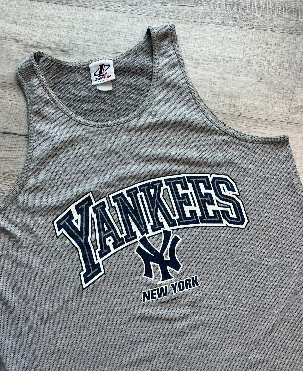 90s Vintage Yankees Graphic Tank Top - Elektra Vintage