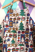 Load image into Gallery viewer, Vintage 90s Christmas Patchwork Print Apron
