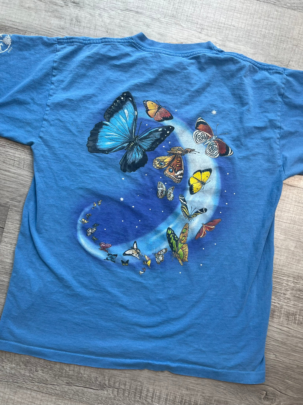 90s Vintage Butterfly Space Graphic Tee - Elektra Vintage
