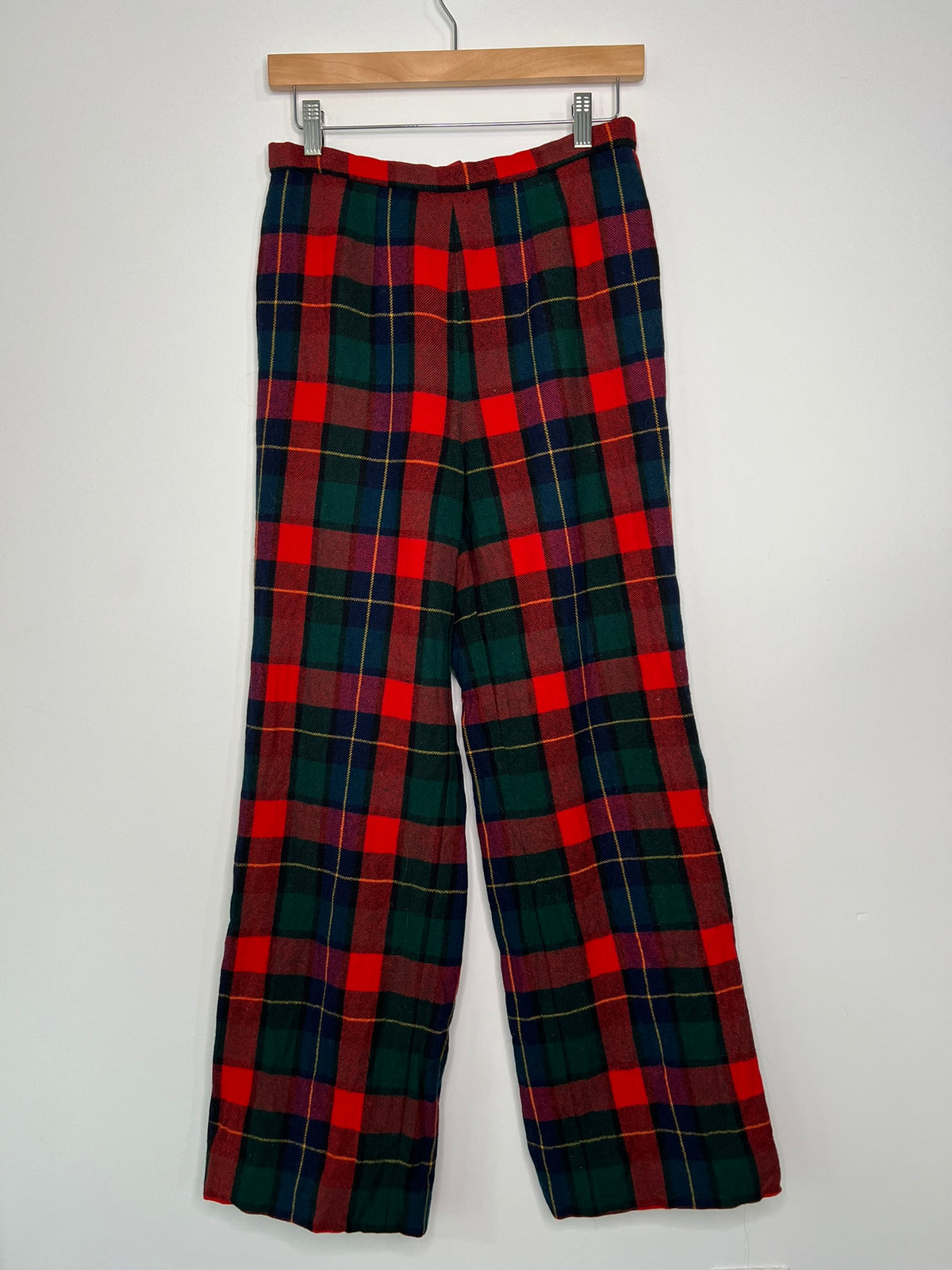 Elektra Vintage women's vintage Pendleton wool plaid pants in classic red and navy, tailored fit, cozy wool fabric, stylish bottoms.