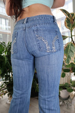 Load image into Gallery viewer, Vintage Y2K Bedazzled Sequins Jeans
