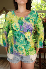 Load image into Gallery viewer, Elektra Vintage women's vintage crinkle crepe floral textured top with a relaxed fit and feminine design.
