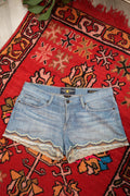 Vintage Lucky Brand low rise denim shorts with embroidered hem, women's casual bottoms, Elektra Vintage style.