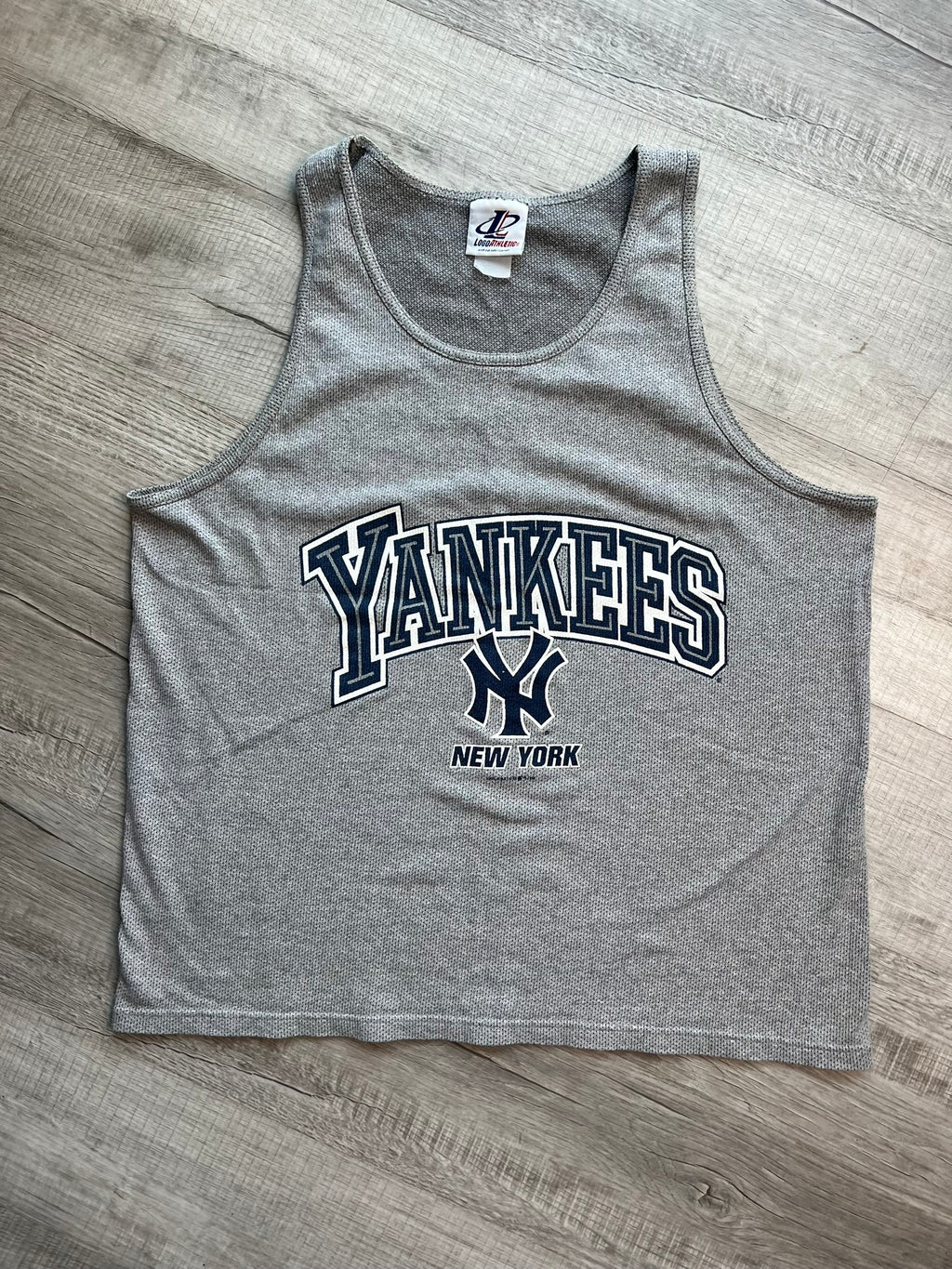 90s Vintage Yankees Graphic Tank Top - Elektra Vintage