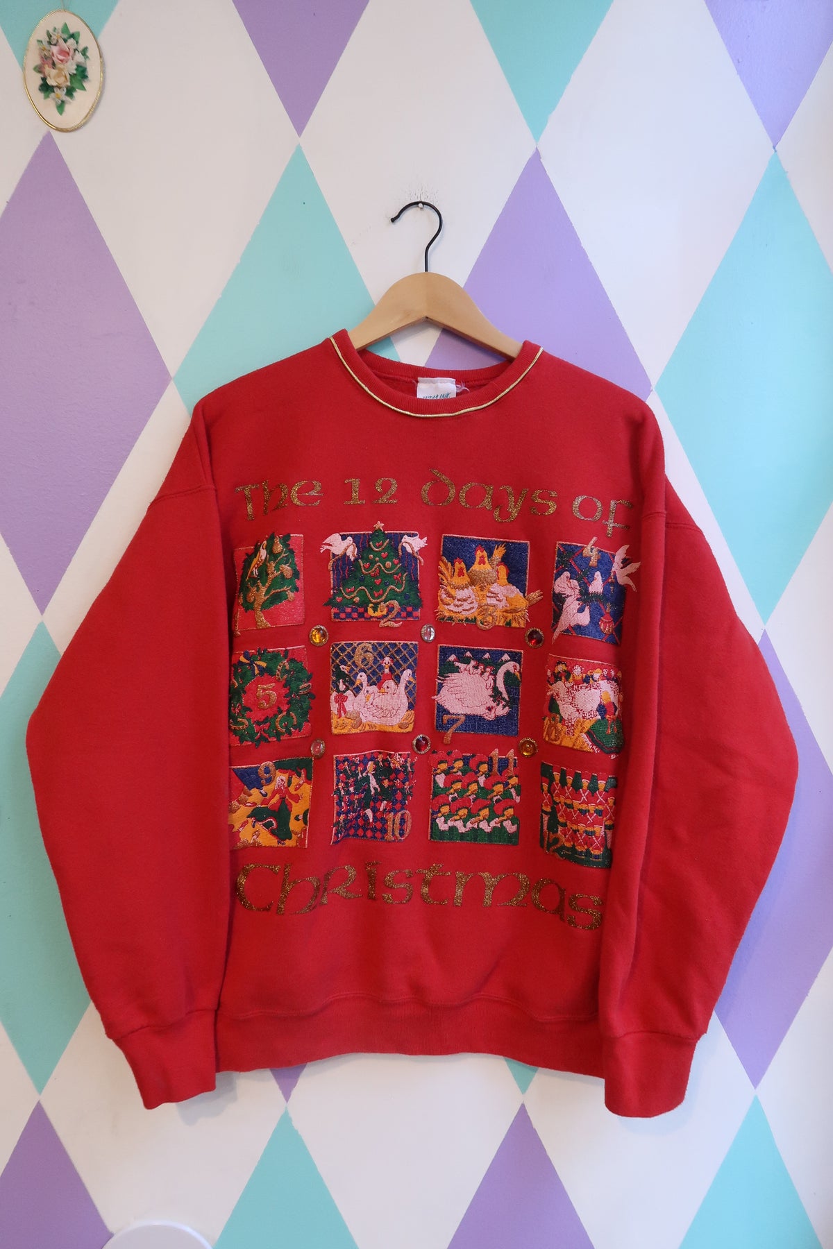 Vintage 90s “12 Days of Christmas” Sweatshirt – Red Holiday Graphic