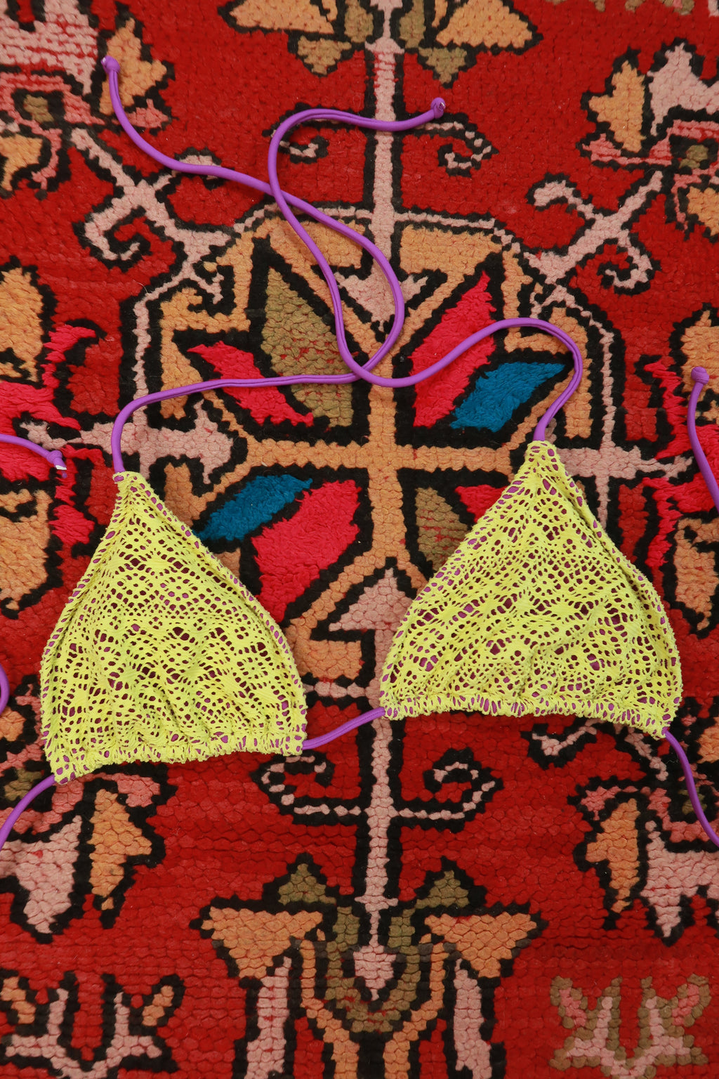 Elektra Vintage Y2K Aeropostale neon yellow lace overlay triangle bikini top for women, featuring bright color and lace detail.
