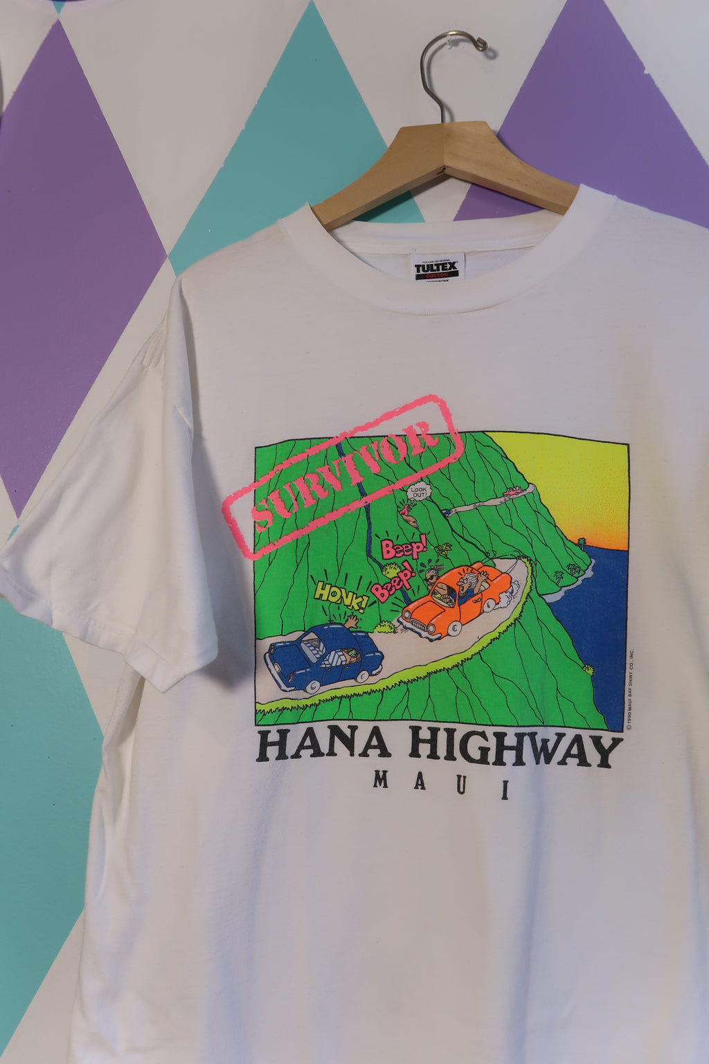 Vintage Hanna Highway neon graphic tee by Elektra Vintage, featuring a colorful highway design on soft cotton fabric.