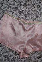 Load image into Gallery viewer, Vintage 2000s Low Rise Pink Satin Shorts
