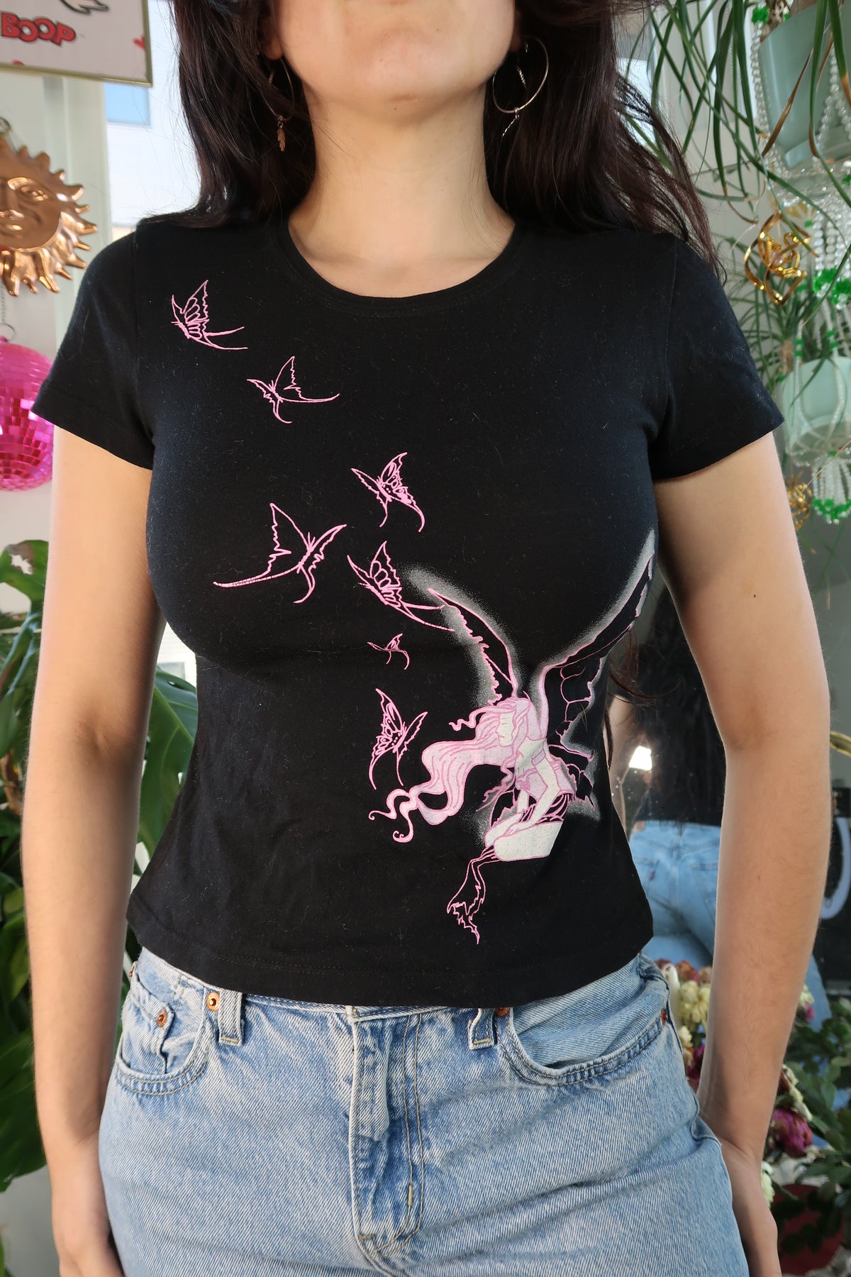 Vintage 2000s Doe pink fairy butterfly graphic tee for women, by Mighty Fine, featuring colorful fairy and butterfly design.
