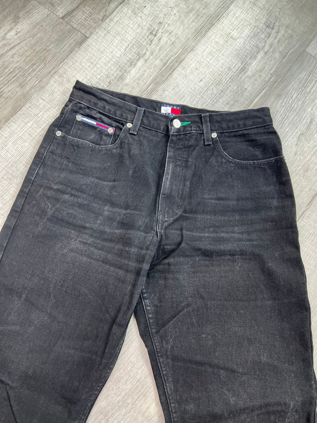 Relaxed fit black wash men's jeans by Tommy Hilfiger, styled with a casual look, from Elektra Vintage.