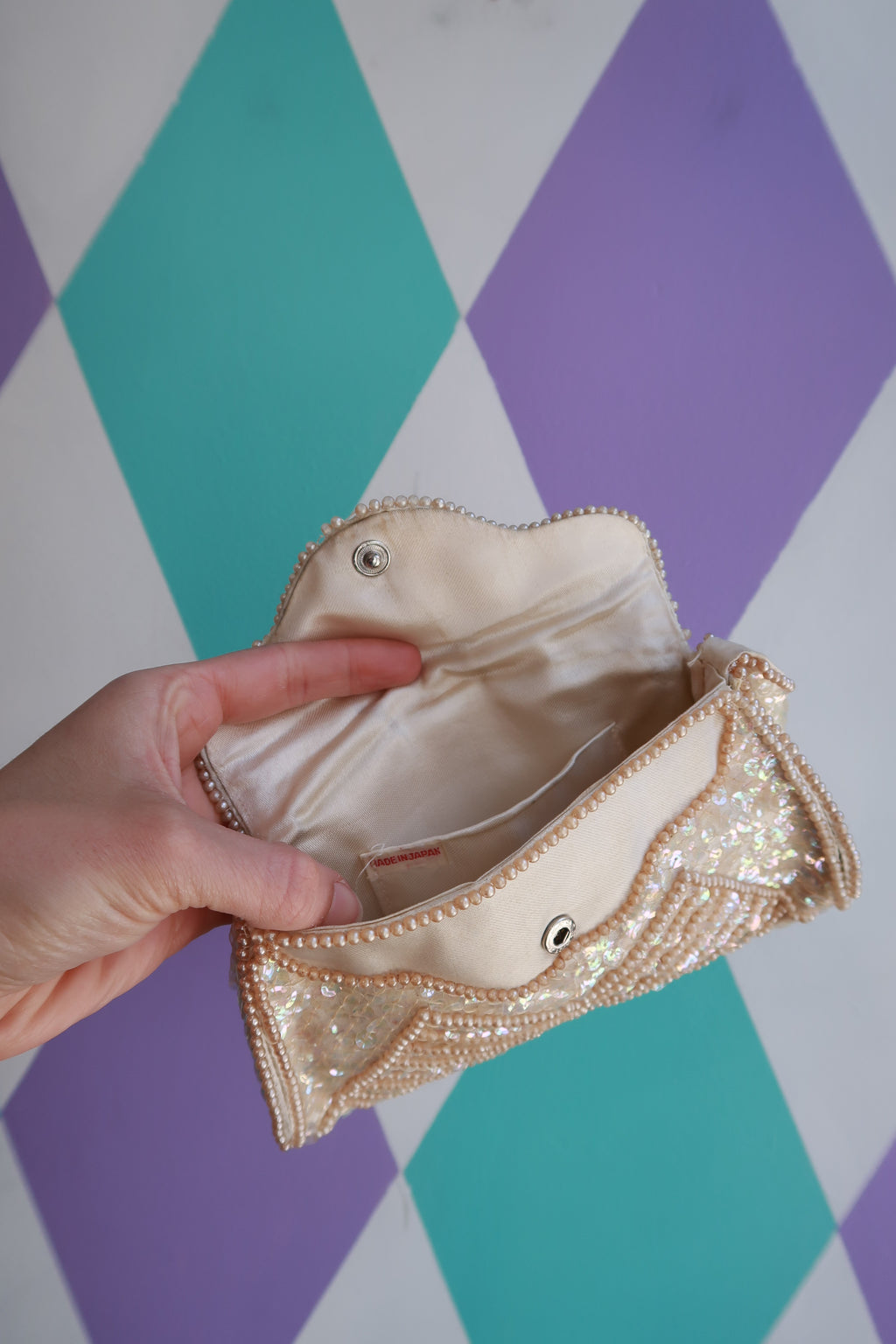Elektra Vintage ivory beaded sequin pearl mini handbag, bridal clutch with iridescent finish, made in Japan, shoulder bag.
