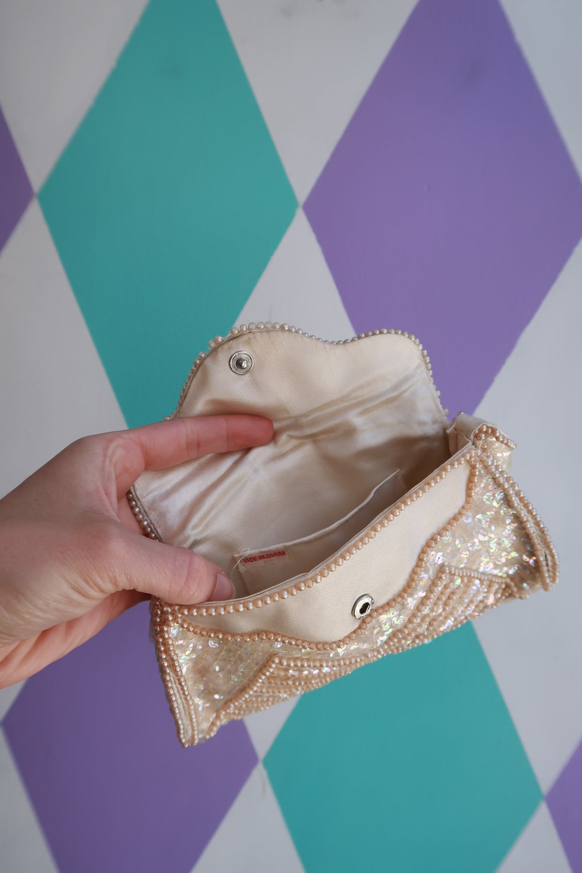 Elektra Vintage ivory beaded sequin pearl mini handbag, bridal clutch with iridescent finish, made in Japan, shoulder bag.