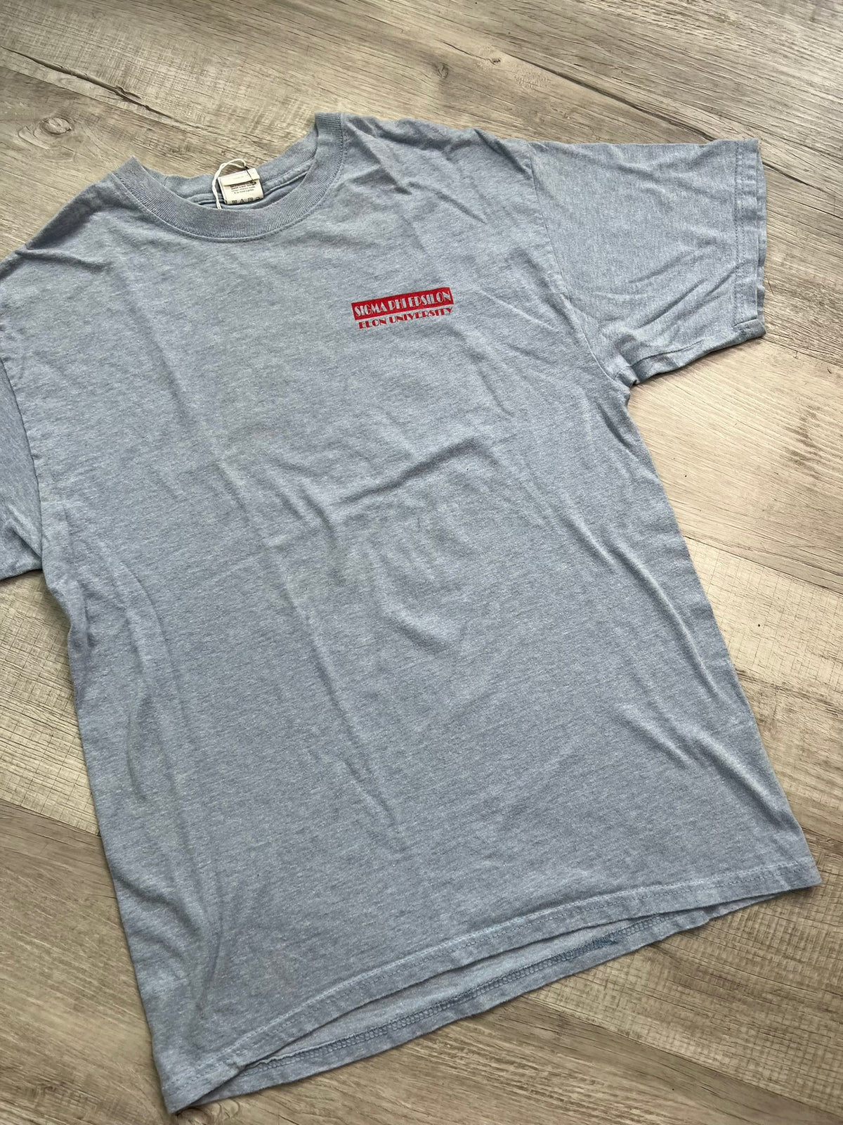 Vintage 2000s Sigma Phi Epsilon T-shirt from Elektra Vintage, featuring classic college fraternity logo and design.