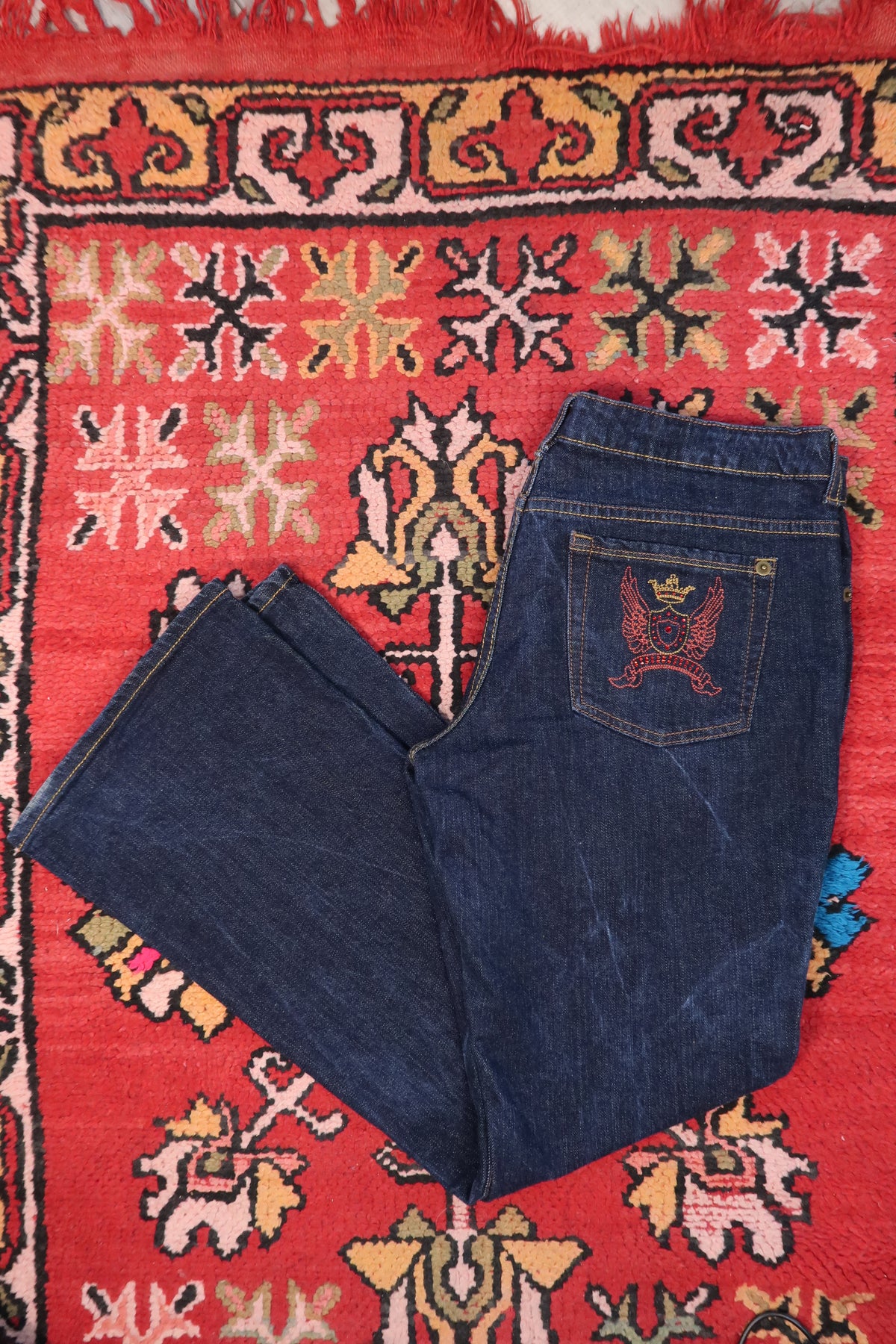 Vintage 2000s No Boundaries Embroidered Dark Wash Jeans