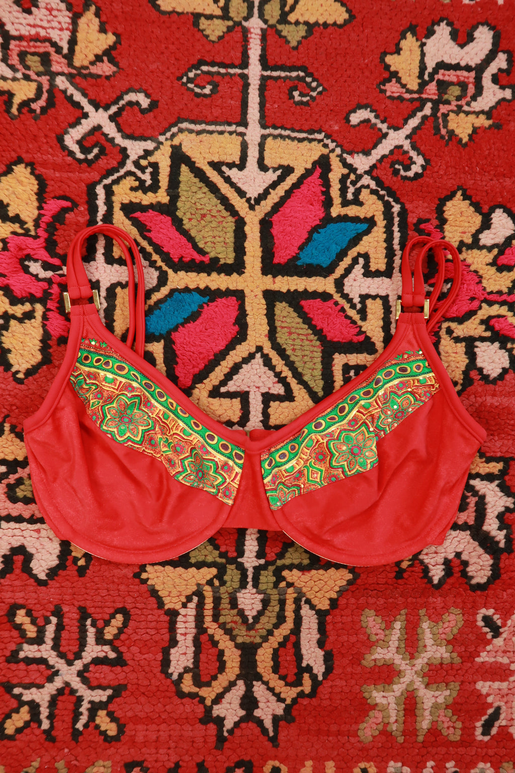 Vintage 90s red boho print underwire bikini top for women, featuring a stylish design and supportive fit by Elektra Vintage.