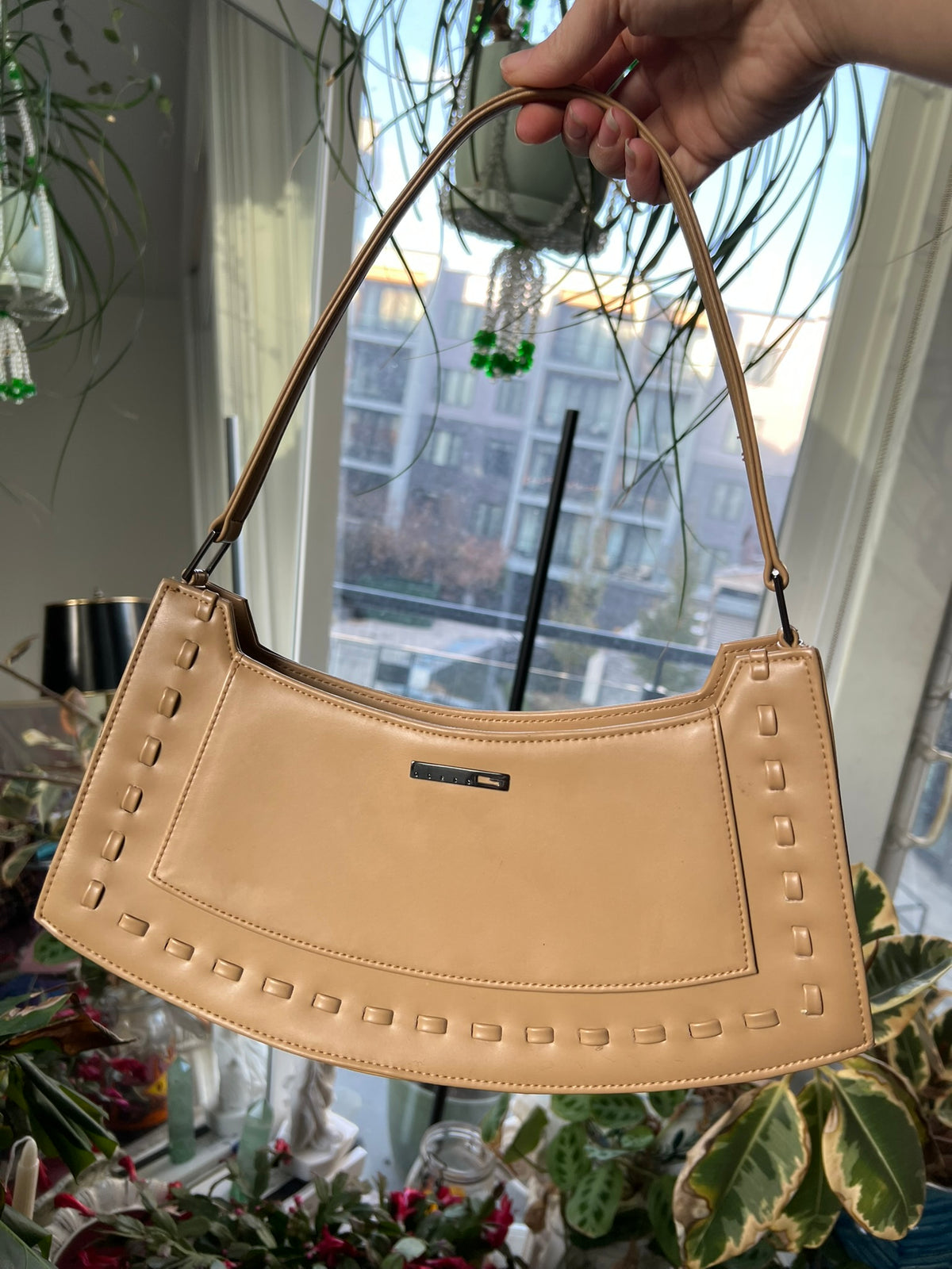 Vintage 2000s Guess Tan Shouldbag