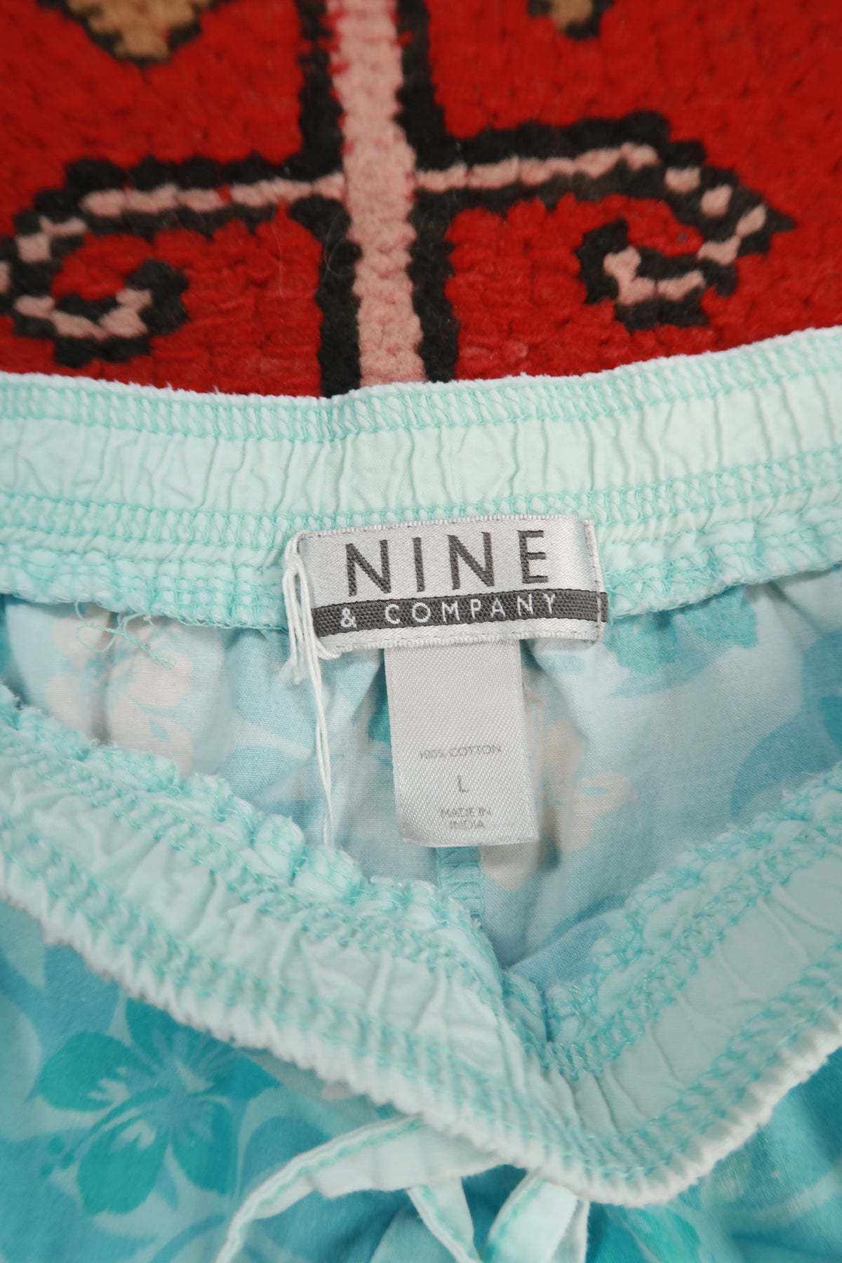 Vintage Nine West tropical floral cotton lounge shorts for women, featuring vibrant Y2K-inspired design and comfortable fit.