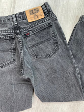 Load image into Gallery viewer, Vintage Gap Black  Denim Jeans
